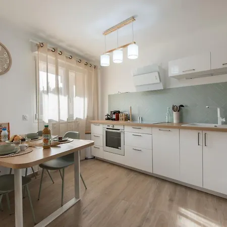 Le Med - Apartment T2 Confort - Proche Plage - Clim - Parking Prive La Ciotat Buitenkant foto